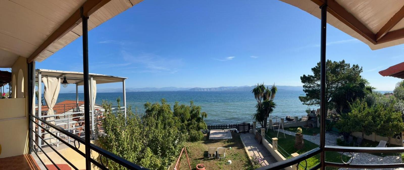 Evgenios Studios Kávos Buitenkant foto